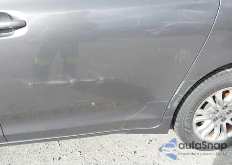 2013 Toyota Sienna Xle V6 8 Passenger из США, поврежденный, VIN 5TDYK3DC4DS306401